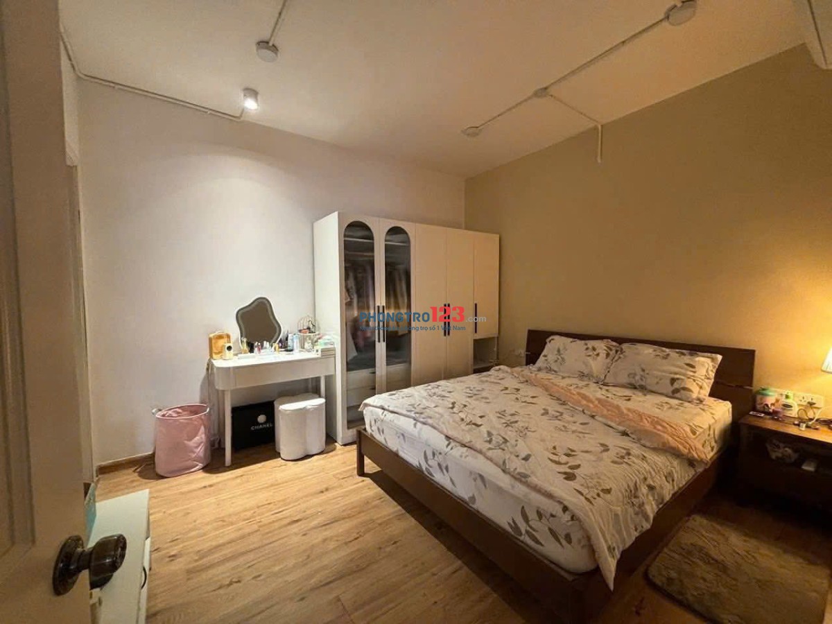 Chung cư Ruby, Nguyễn Sỹ Sách, P15, TB: 3p ngủ, 2wc, NT mới, giá 11tr