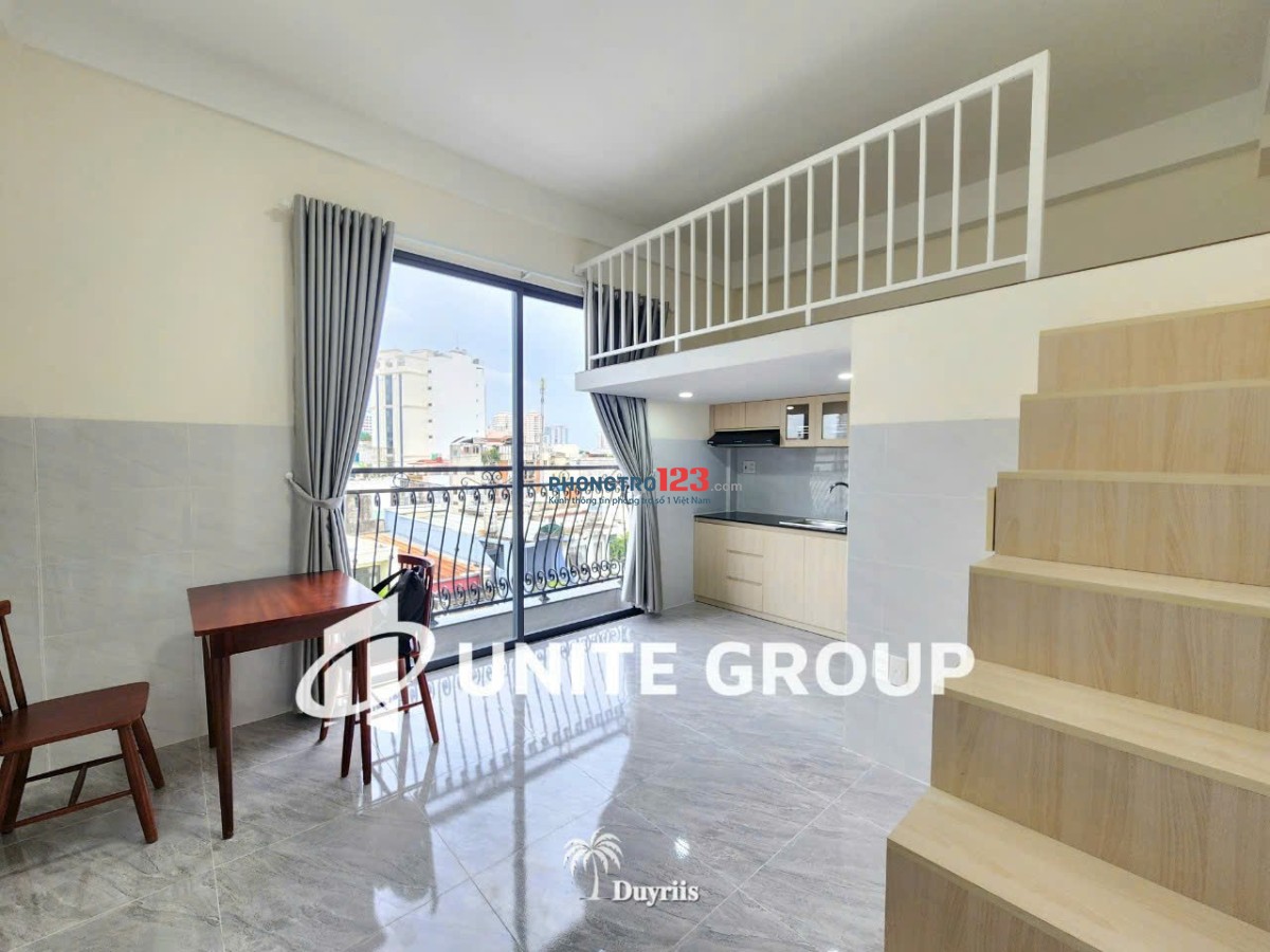 Phòng giá rẻ full nội thất ban công Ngã Tư Bốn Xã