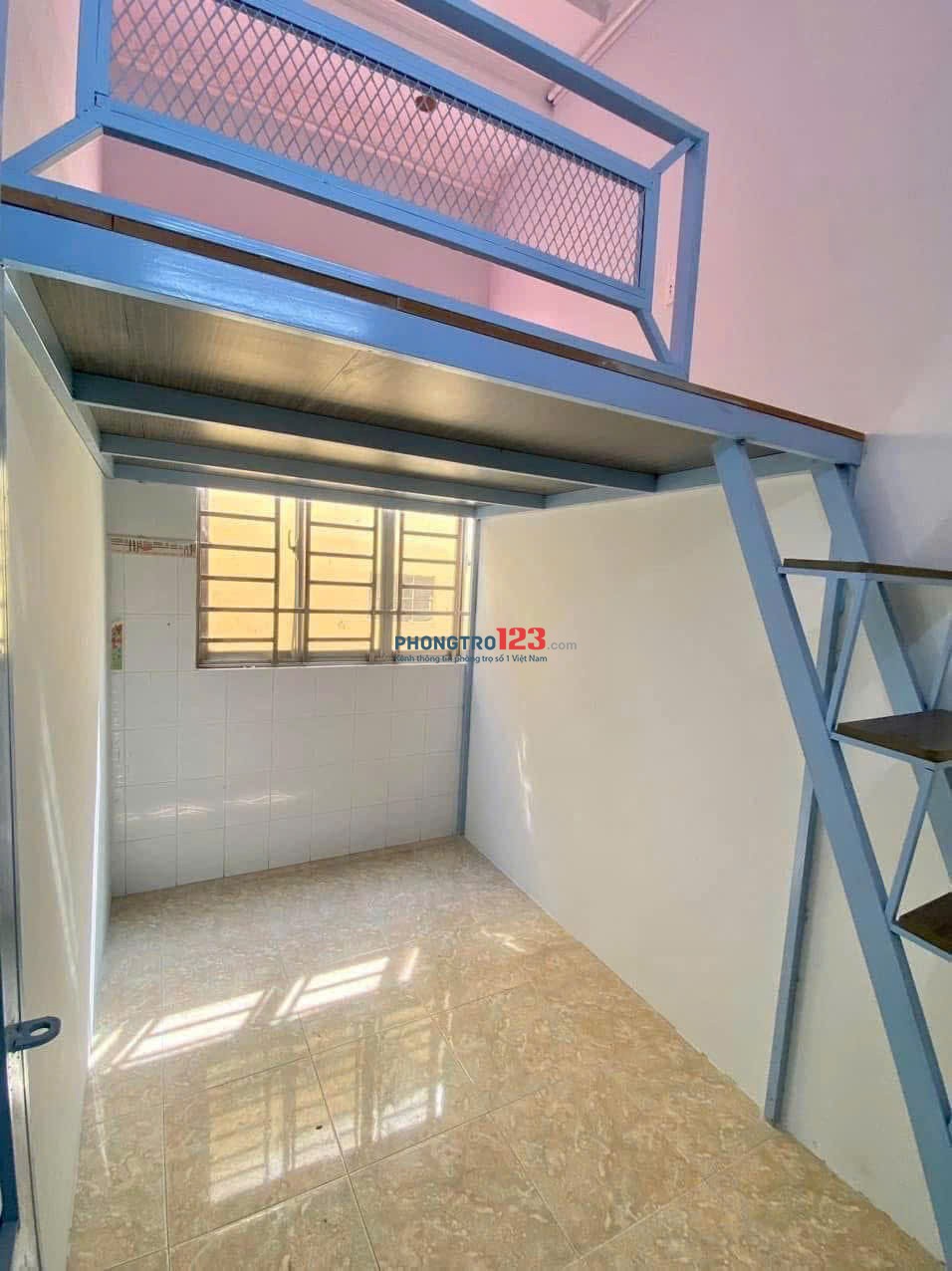 Phòng Gác SẠCH SẼ - Lầu 1 - Có cửa sổ - ĐH CÔNG NGHIỆP CS1 - CÔNG VIÊN GIA ĐỊNH