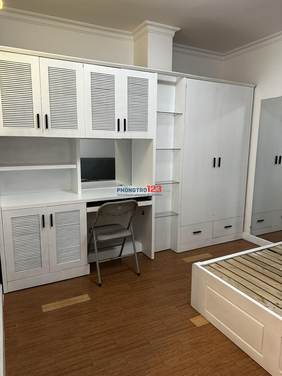 Cần cho thuê gấp căn hộ Phúc Thịnh Quận 5, Dt : 98 m2, 3PN,  Giá : 13 tr/th