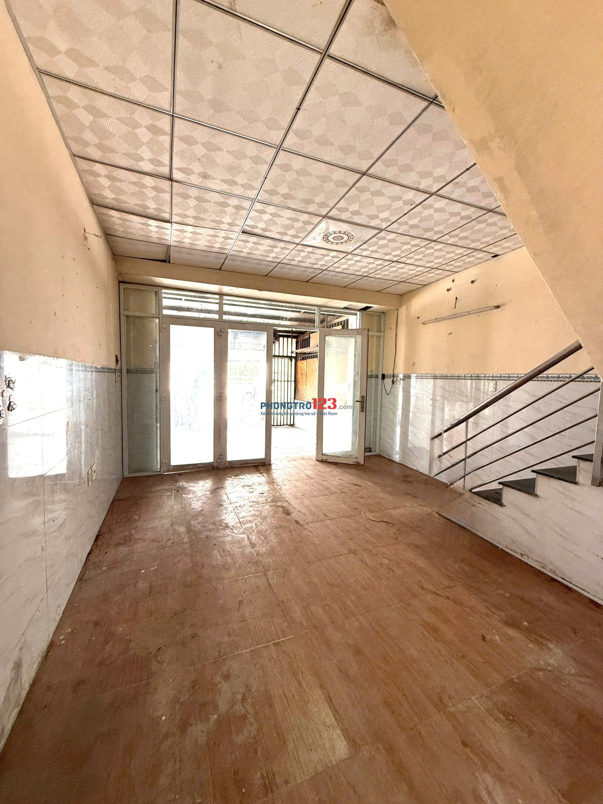 Cho thuê Phòng Âu Dương Lân P3Q8. (25m2) từ 2.5triệu/P, Có WC riêng