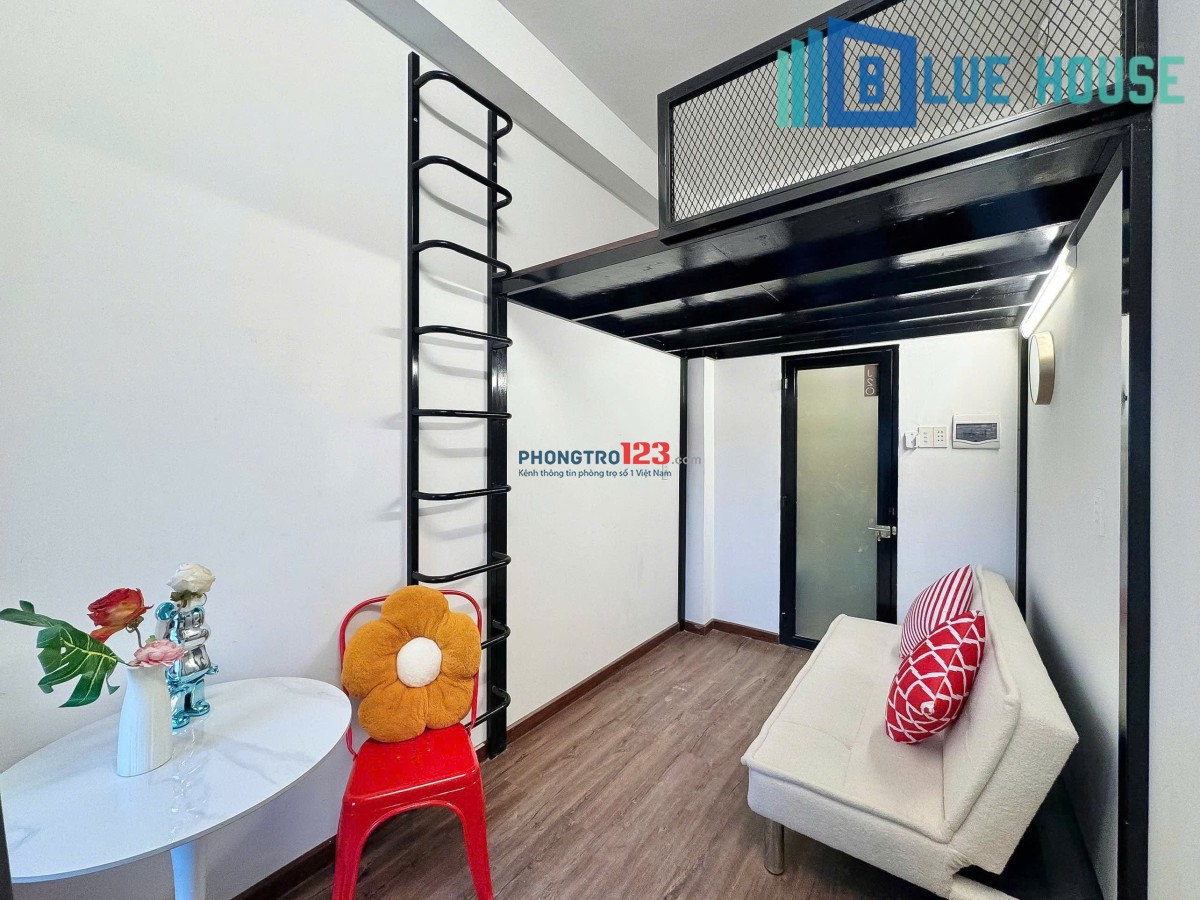 CUỐI THÁNG TRỐNG LẠI PHÒNG DUPLEX TÁCH BẾP - BAN CÔNG RIÊNG - NẰM GIỮA ĐẠI HỌC VHU VÀ HUIT