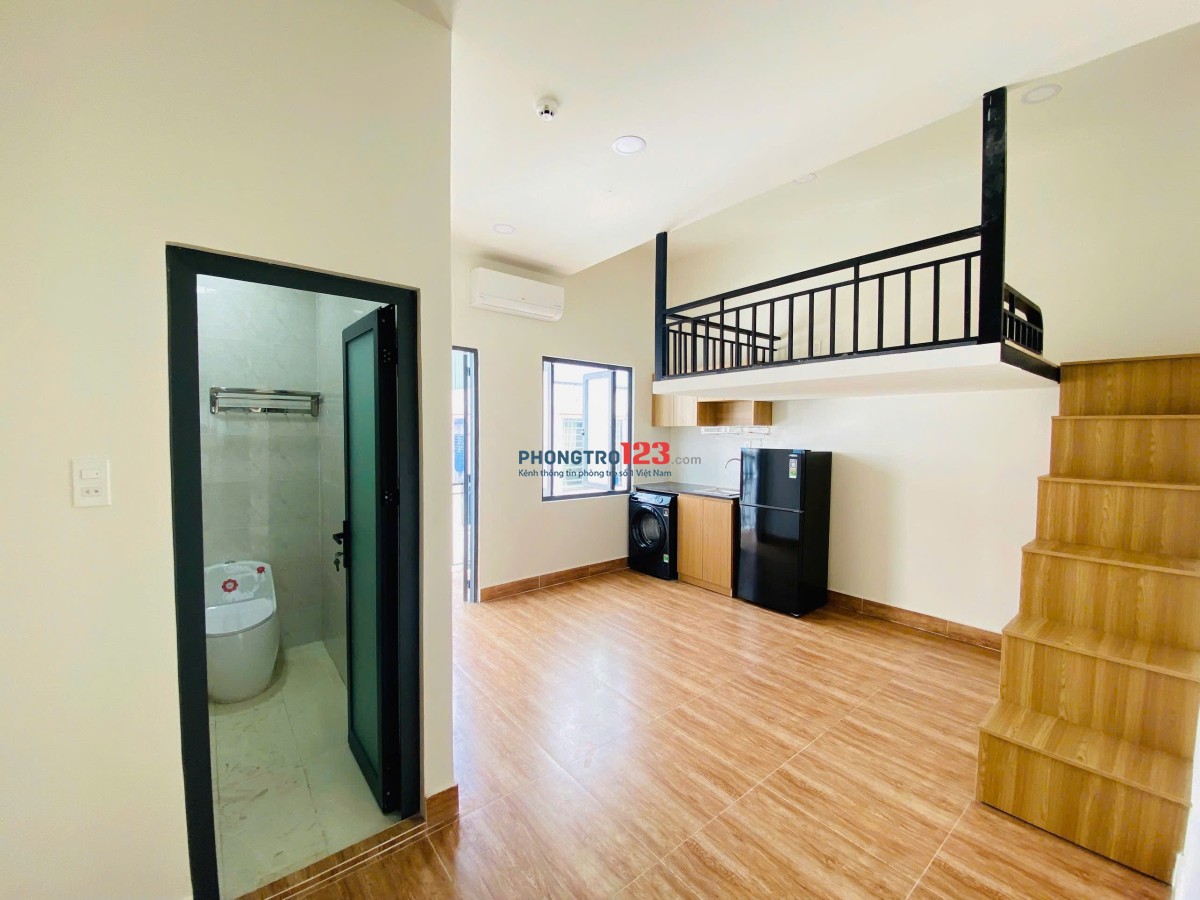 PHÒNG MỚI XÂY GIÁ TỐT CMT8, FULL NỘI THẤT, BAN CÔNG, NGAY CV LÊ THỊ RIÊNG