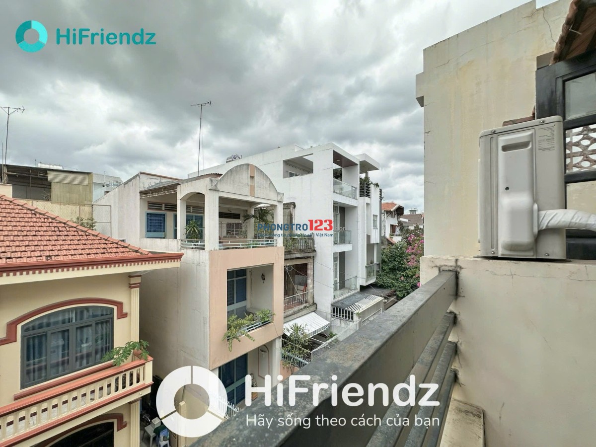 CHO THUÊ PHÒNG FULL NỘI THẤT BAN CÔNG LỚN NẰM NGAY TRUNG TÂM PHÚ NHUẬN ĐI QUA QUẬN 1,3,… CHƯA ĐẾN 2P