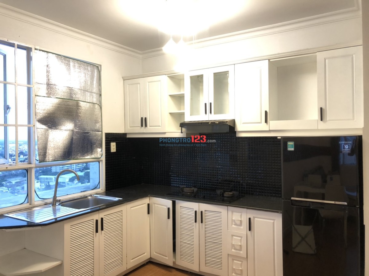 Cần cho thuê gấp căn hộ Phúc Thịnh Quận 5, Dt : 98 m2, 3PN,  Giá : 13 tr/th