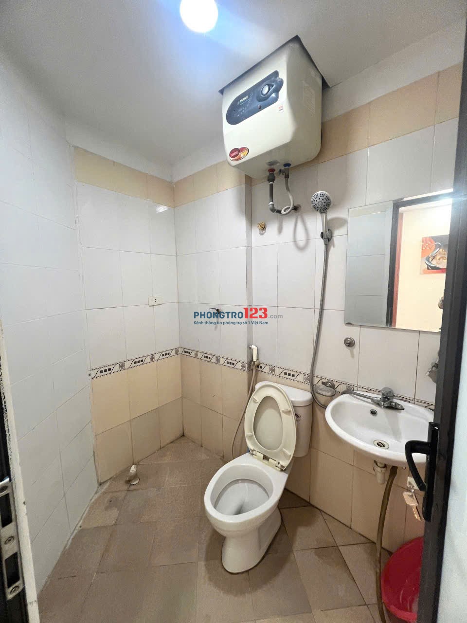 Cho thuê căn hộ 42m2, 6,5 triệu tại Khu nhà ở 44 Triều Khúc, Hà Nội