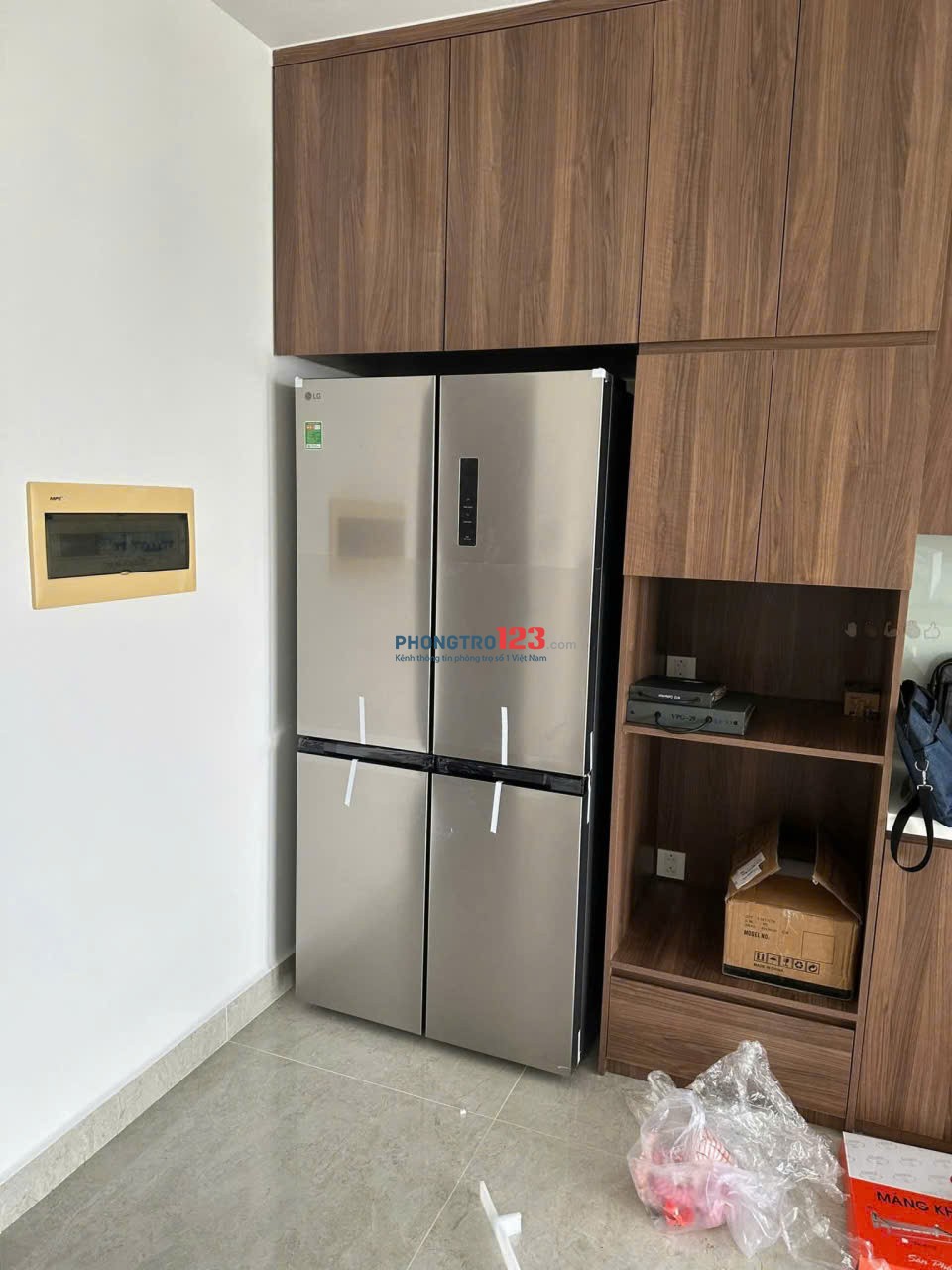 Flemington, Lê Đại Hành, Q11: 120, 2p ngủ, NT mới, 22triệu