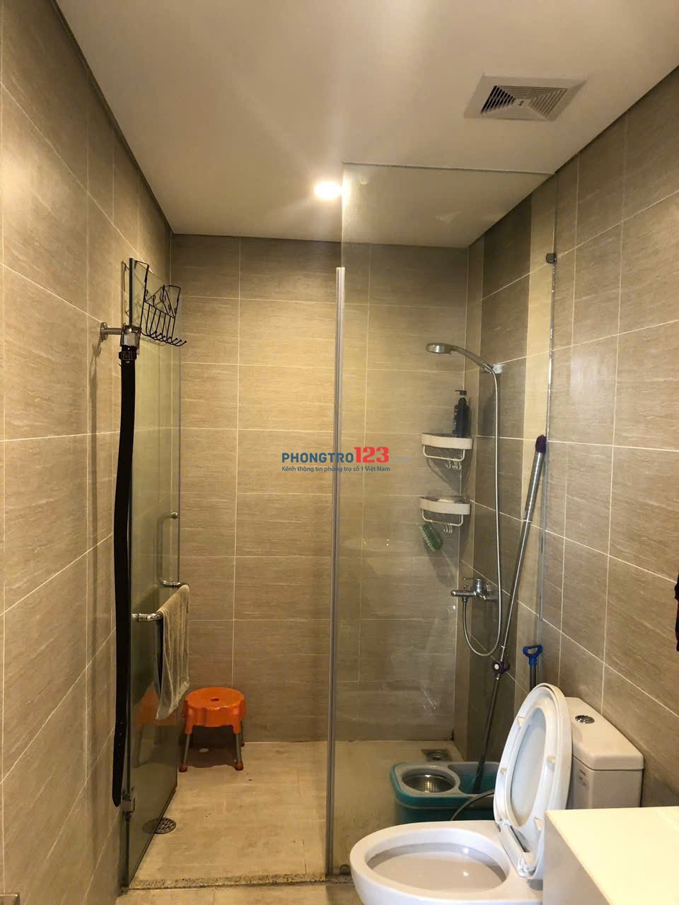 Chung cư Richstar Tân Phú, Hoà Bình: 75m2, nhà mới, ban công, 2p ngủ, 11,5tr