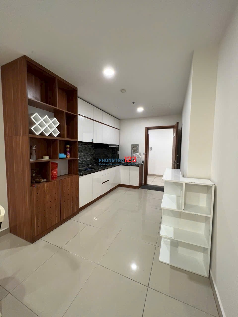 Chung cư Cộng Hòa Plaza chỉ 13,5tr căn 3p ngủ, có nội thất mới