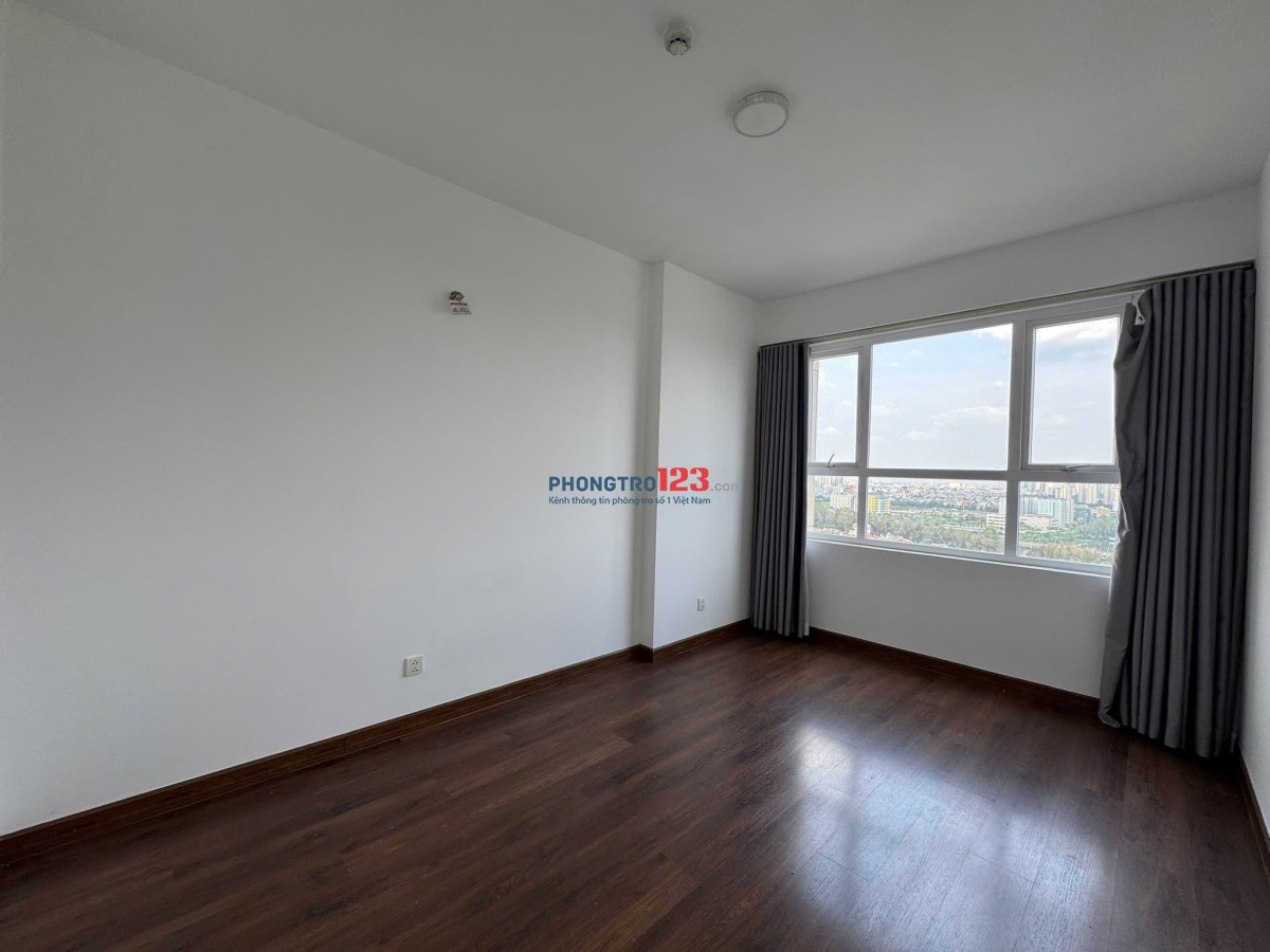 Căn hộ cao cấp 2p ngủ chung cư Bàu Cát giá 12tr/th