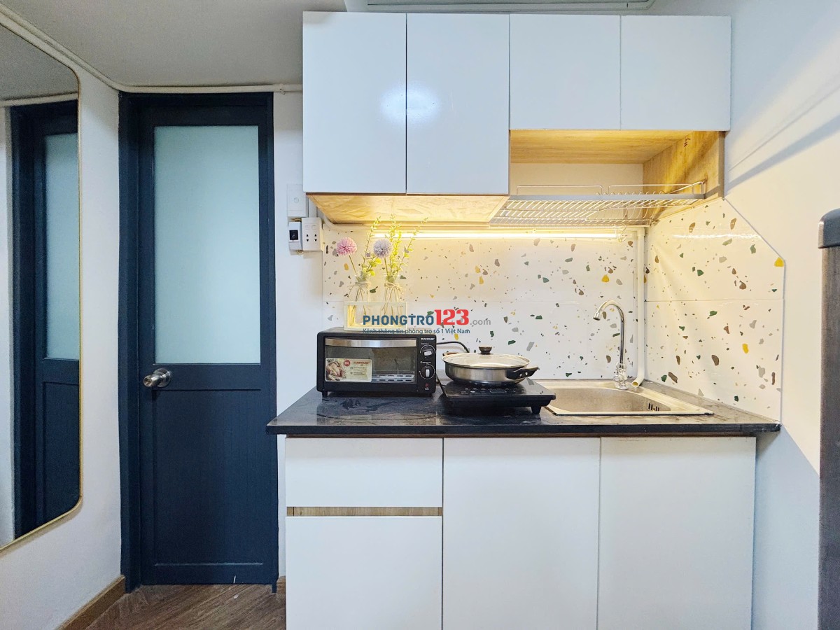 Cho thuê phòng trọ cửa sổ mới ở ngay Âu cơ Ngã tư Lạc Long Quân