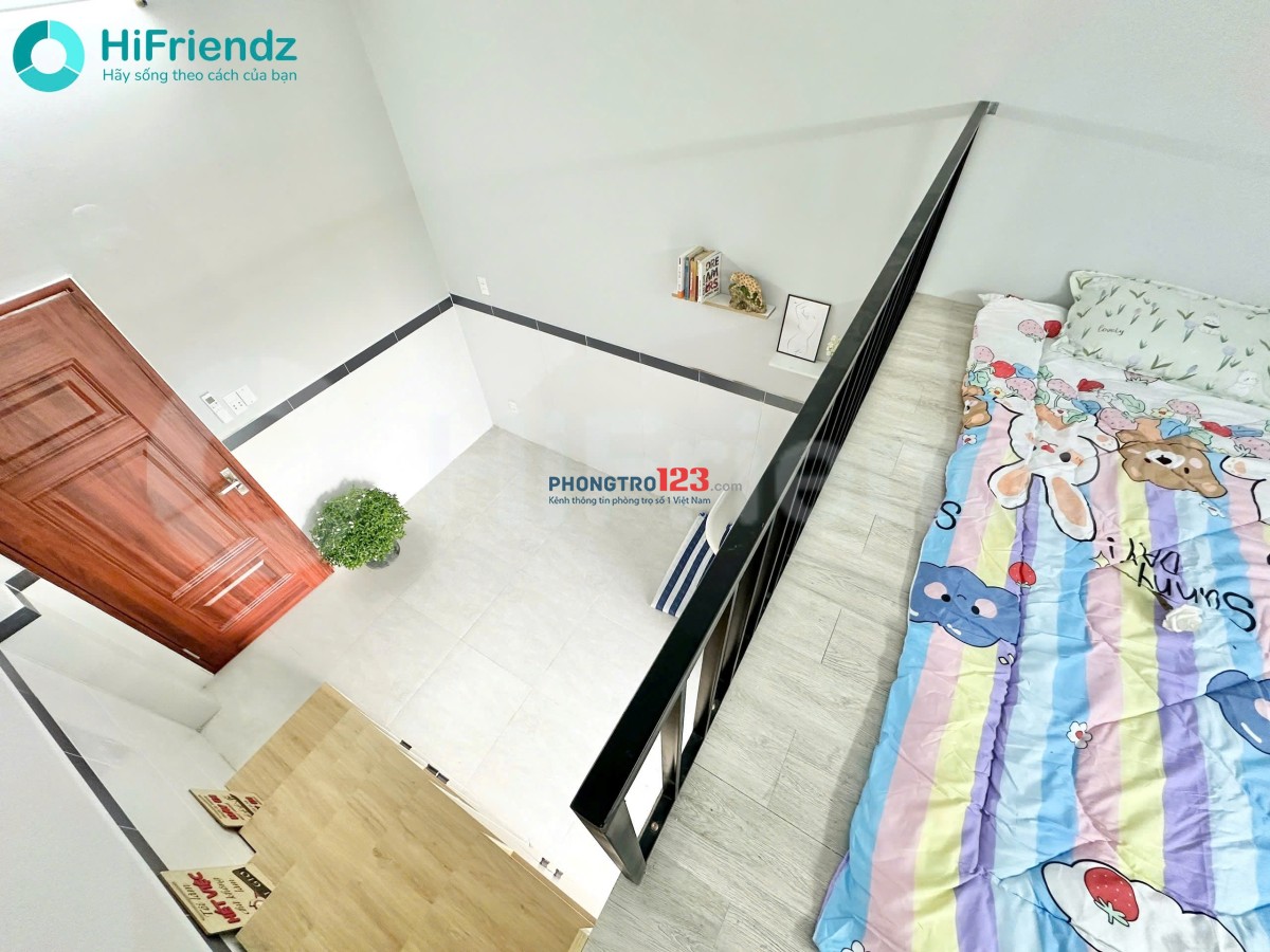 Trống phòng trọ mới, Full nội thất , Ban công cửa sổ Thoáng, Ít phí gần Đảo Kim Cương