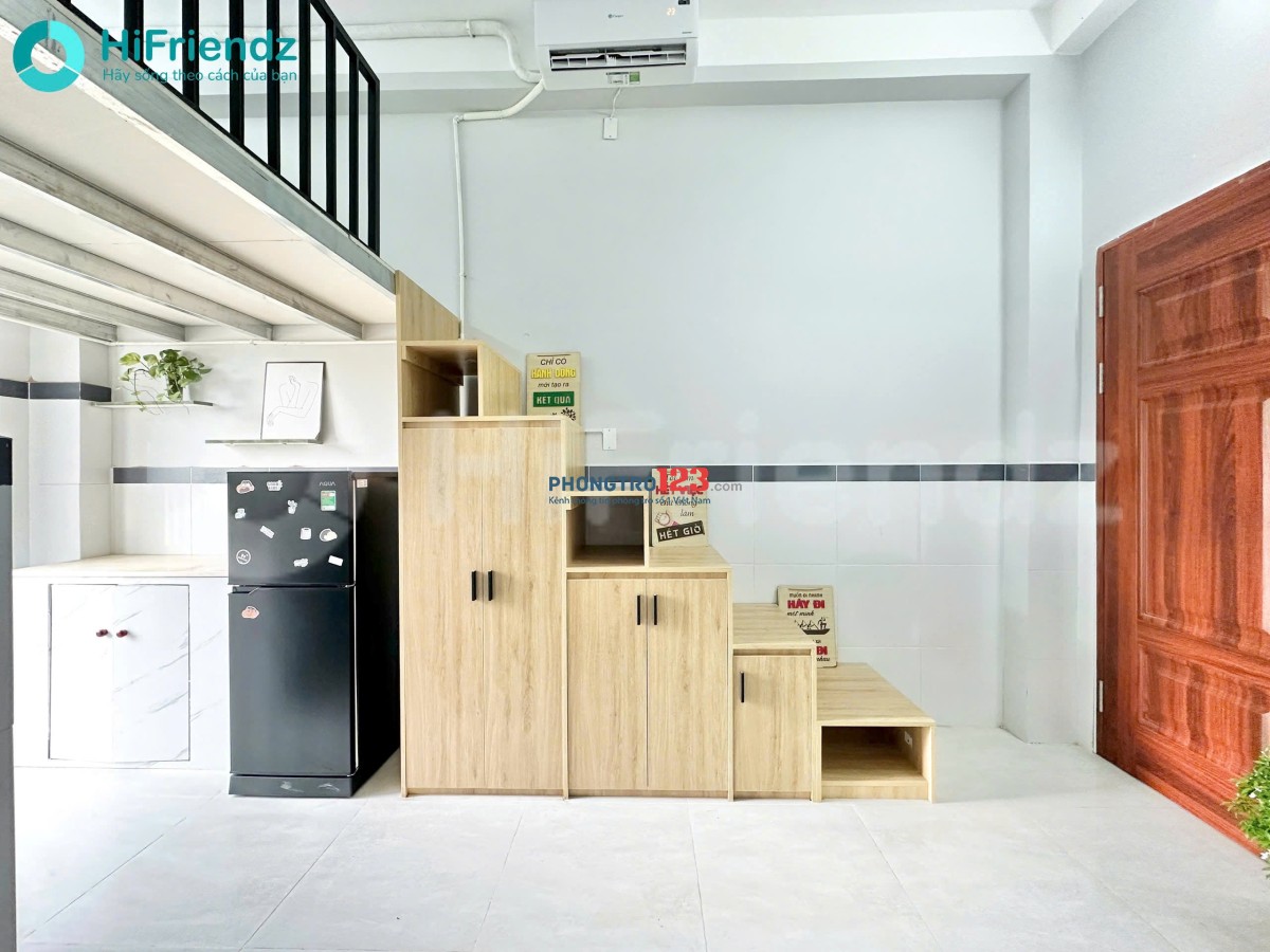 Trống phòng trọ mới, Full nội thất , Ban công cửa sổ Thoáng, Ít phí gần Đảo Kim Cương