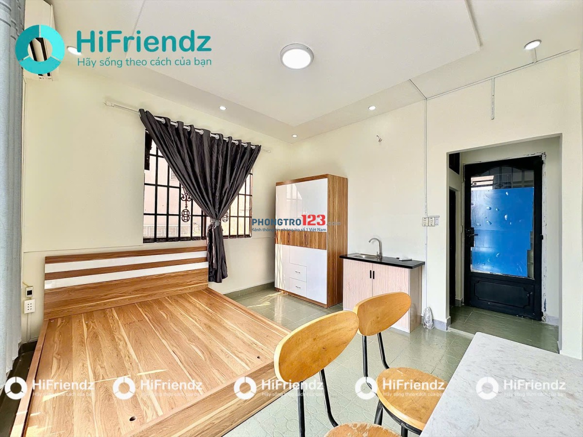 PHÒNG MỚI XÂY GIÁ TỐT LÝ THƯỜNG KIỆT, FULL NỘI THẤT, BAN CÔNG, NGAY SVĐ PHÚ THỌ