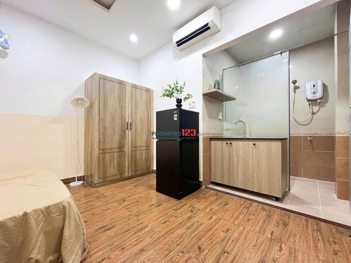 STUDIO FULL NỘI THẤT NGAY SÂN BAY