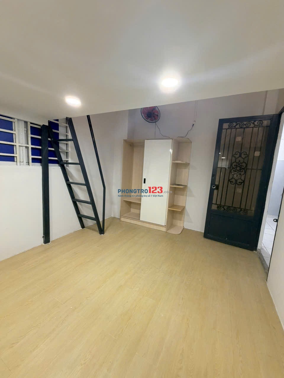 CHO THUÊ DUPLEX MỚI 100% NỘI THẤT CAO CẤP NGAY CỔNG B ĐẠI HỌC UFM, KẾ KCX, ECOGREEN QUẬN 7