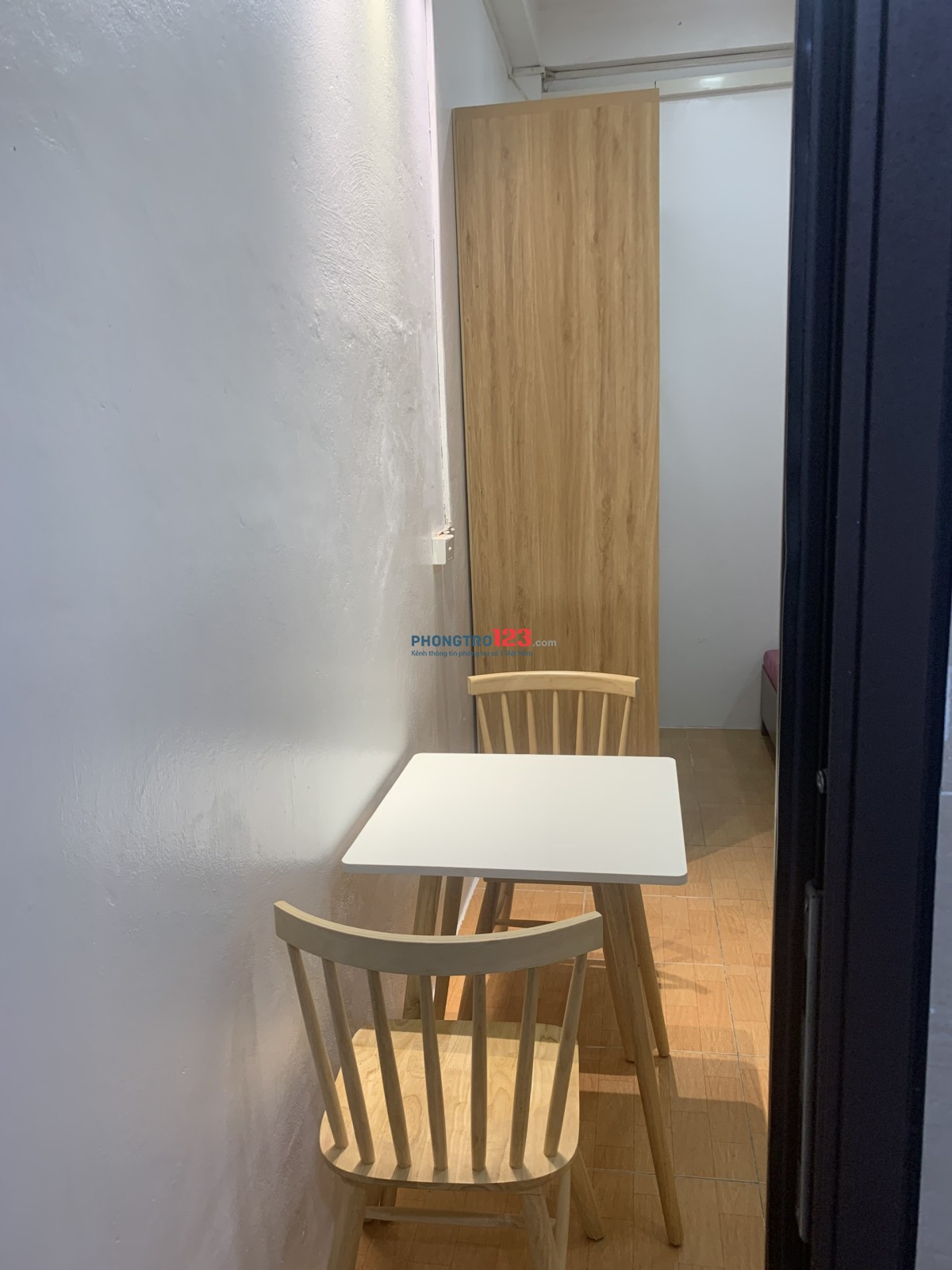 Phòng đầy đủ tiện nghi cho thuê - gần Hồ Tây