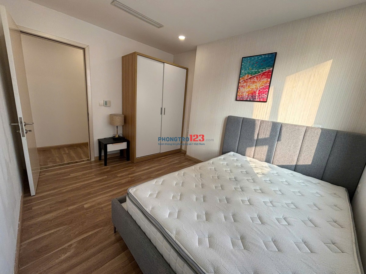 Cho thuê căn hộ full nội thất tòa C, vào luôn, giá 18.5tr. 3N2VS tại Hà Nội Paragon ngõ 86 Duy Tân