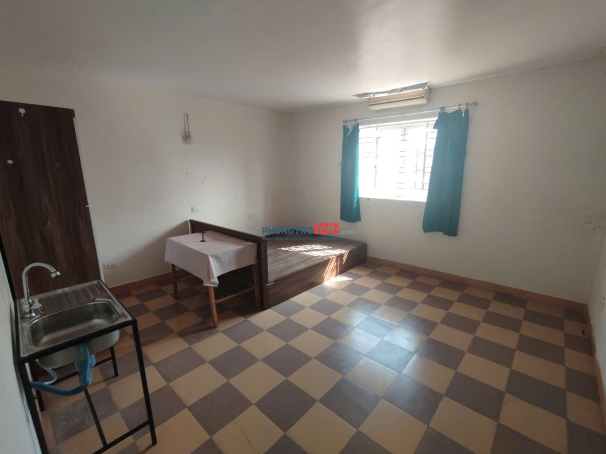 Cho thuê phòng trọ Quận Cầu Giấy, gần các trường đại học Giao thông, Luật, Sư phạm...