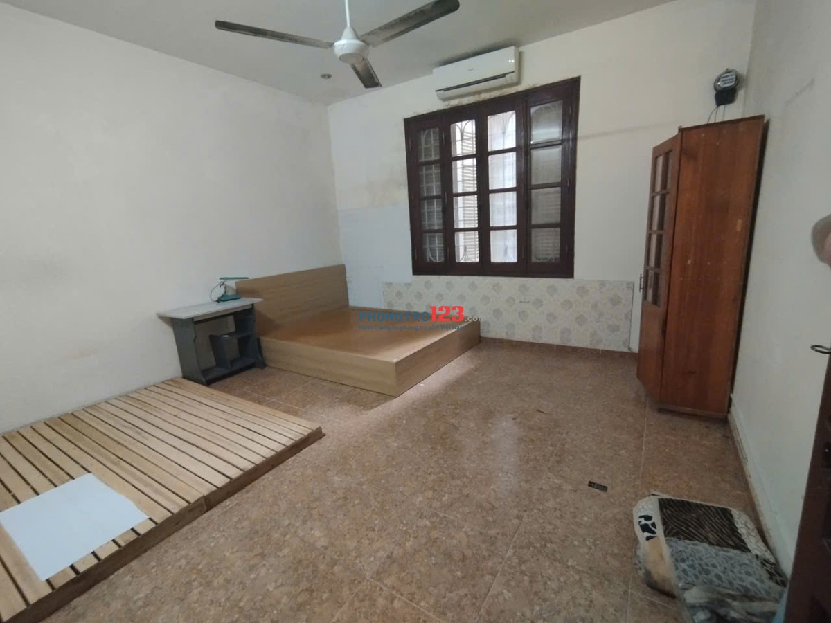 Cho thuê phòng trọ Quận Cầu Giấy, gần các trường đại học Giao thông, Luật, Sư phạm...