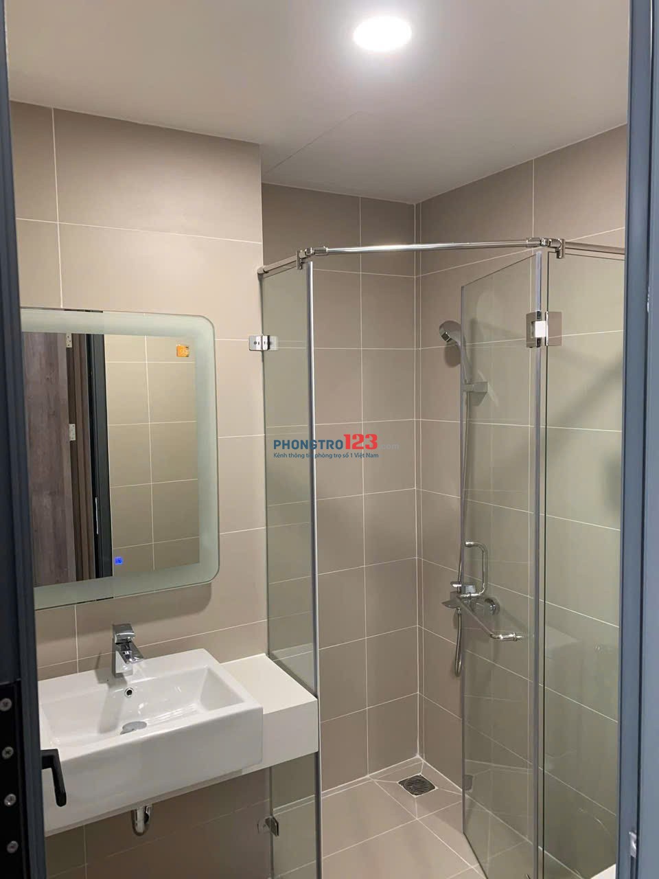 TÌM BẠN NỮ Ở GHÉP CHUNGG – PHÒNG MASTER CHUNG CƯ BOULEVARD (Q7) TỪ 25/12 - ĐẦU THÁNG 01/2026