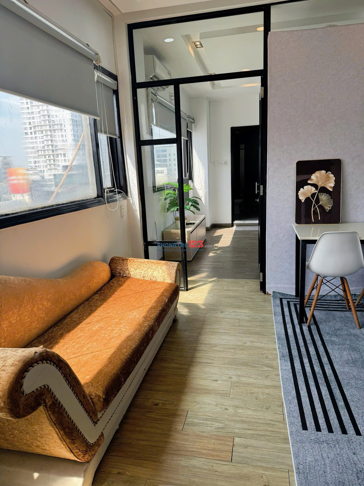 CHO THUÊ CĂN HỘ 1PN 1BẾP KHÁCH VIEW ĐẸP HOÀNG SA, QUẬN 3 ( CÓ NHẬN NGẮN HẠN)