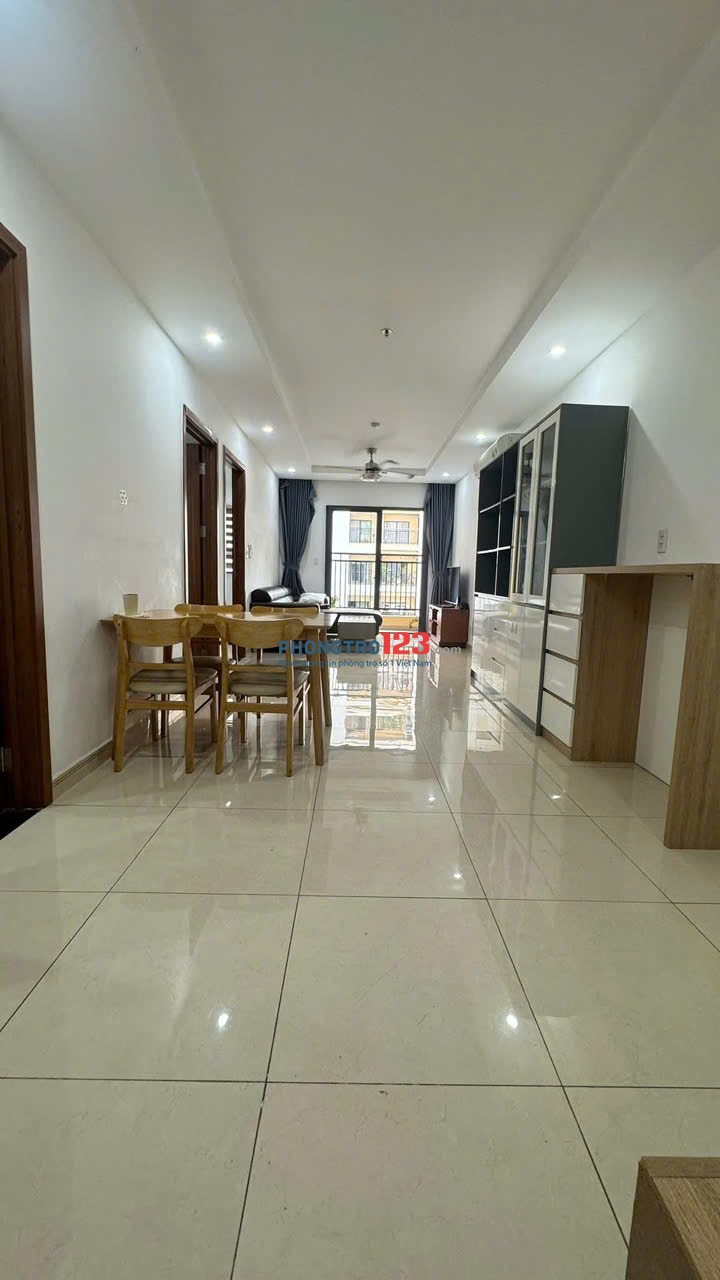 Chung cư Babylon, Âu Cơ, TP: 12triệu, 2p ngủ, 80m2, ban công