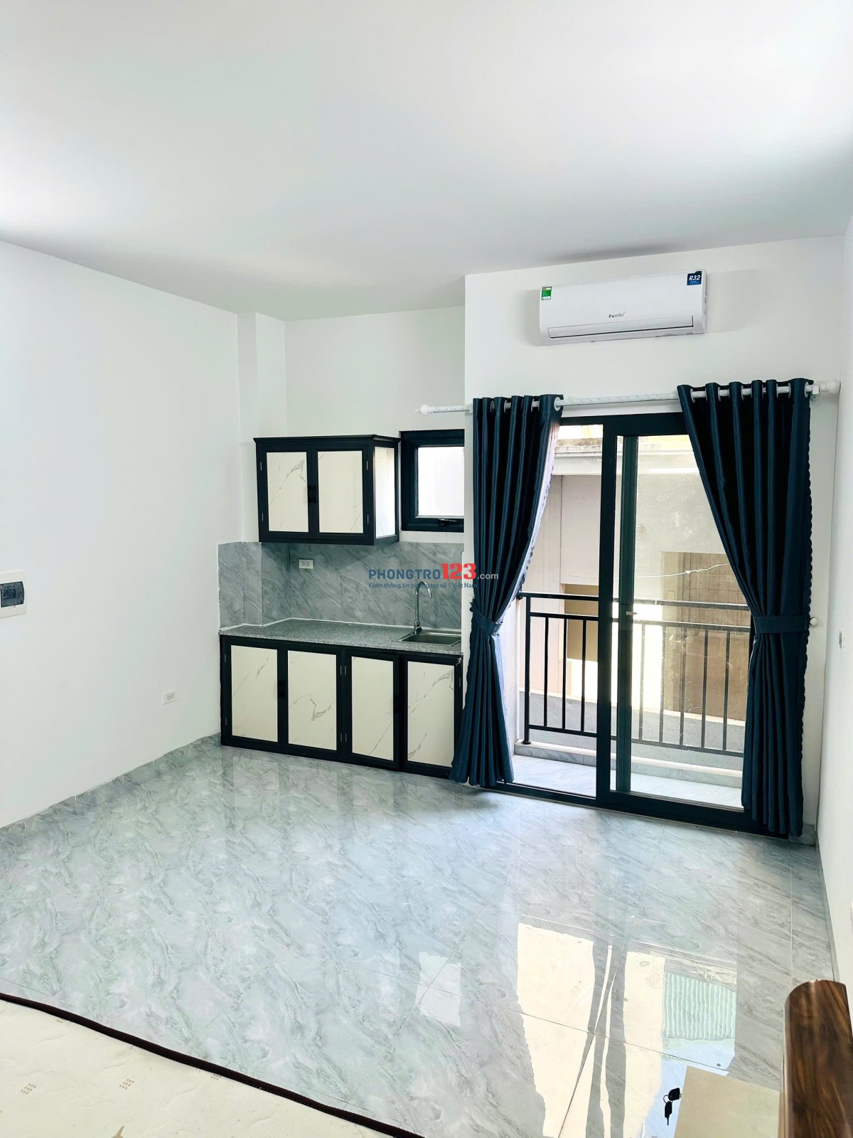 CĂN STUDIO MỚI PHỐ ĐÀO TẤN - RA TRUNG TÂM VÀI PHÚT - VÀO Ở LUÔN