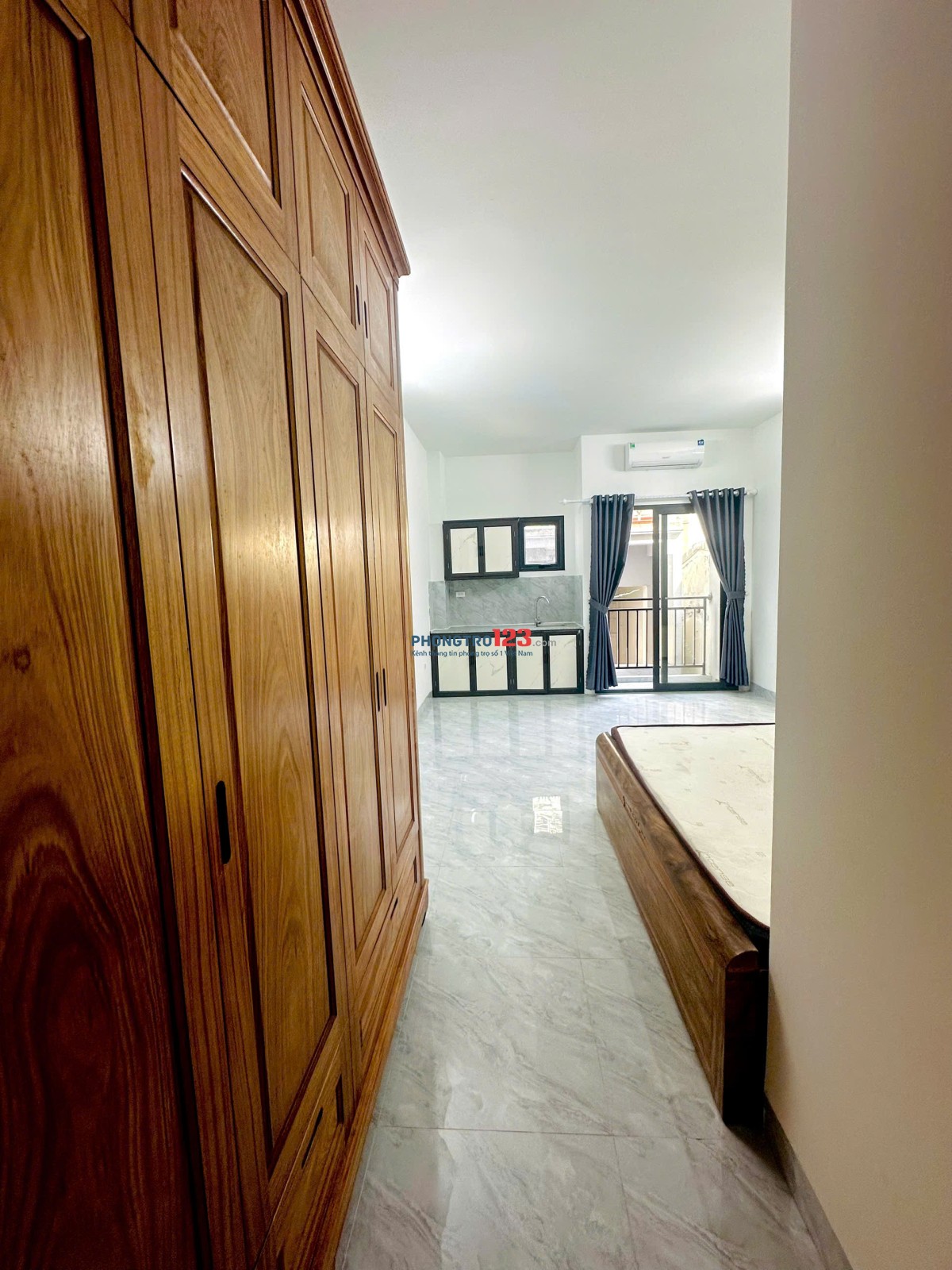 CĂN STUDIO MỚI PHỐ ĐÀO TẤN - RA TRUNG TÂM VÀI PHÚT - VÀO Ở LUÔN