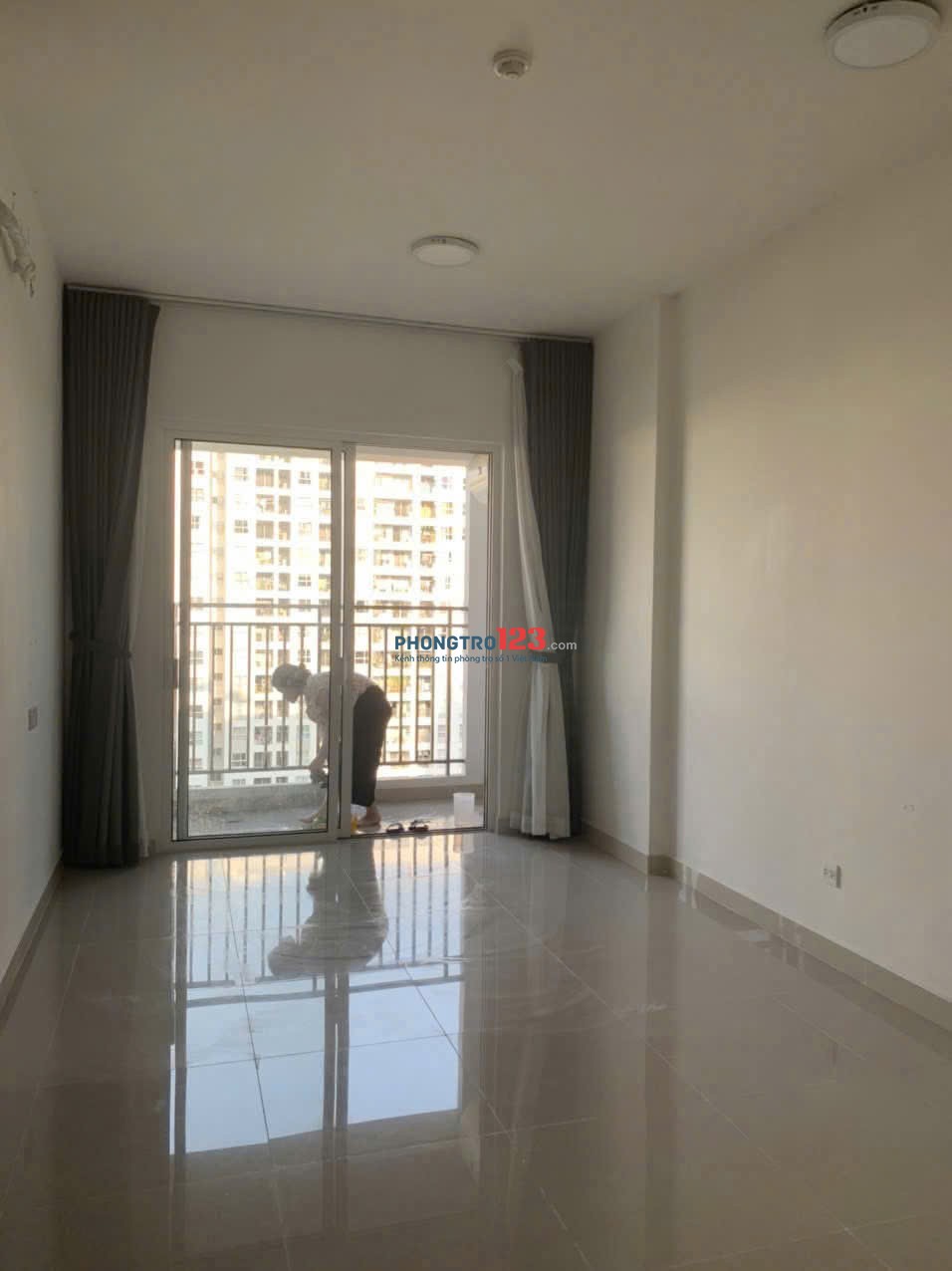 Giá 10tr căn 2p ngủ Carillon 2,,Tân Phú có nội thất cơ bản