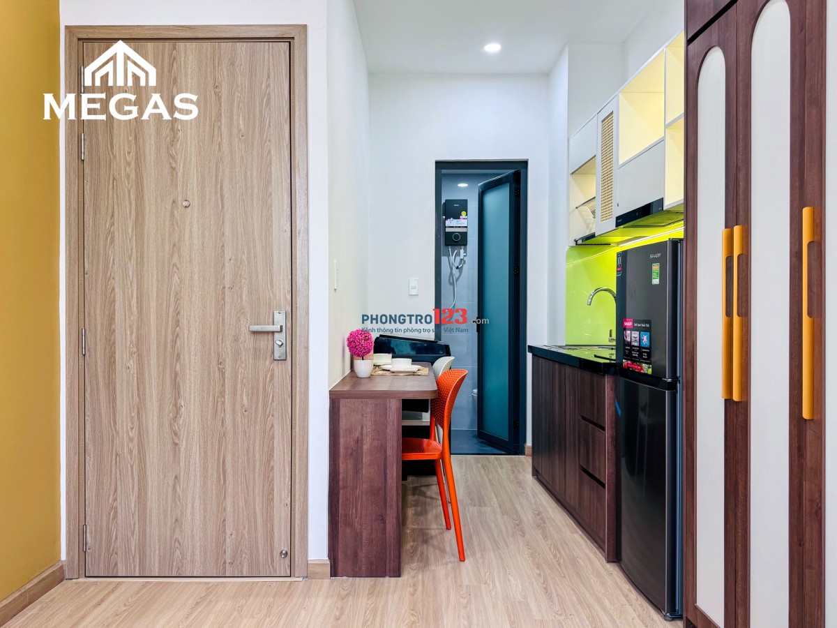 Khai trương căn hộ cao cấp full nội thất vibe xinh - Ban công riêng ở Phan Huy Ích - Trường Chinh