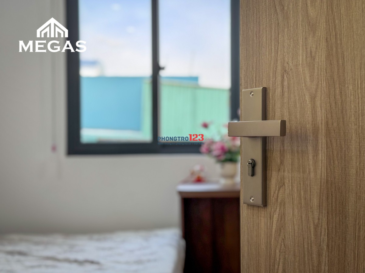 Khai trương căn hộ cao cấp full nội thất vibe xinh - Ban công riêng ở Phan Huy Ích - Trường Chinh