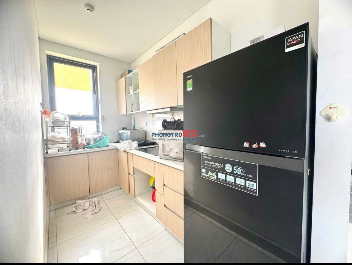 Giá 13tr/tháng, C/c Carillon 3, Hoàng Hoa Thám, P13, TB, 75m2, 2PN, 2WC.