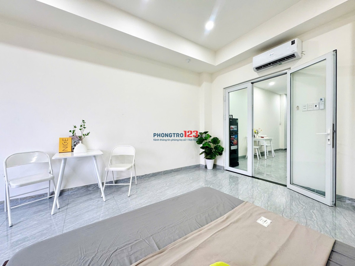 Cho Thuê Căn Hộ 1 Phòng Ngủ Ban Công 60m² chỉ từ 7tr , gần sân bay Tân Sơn Nhất, Etown Cộng Hoà