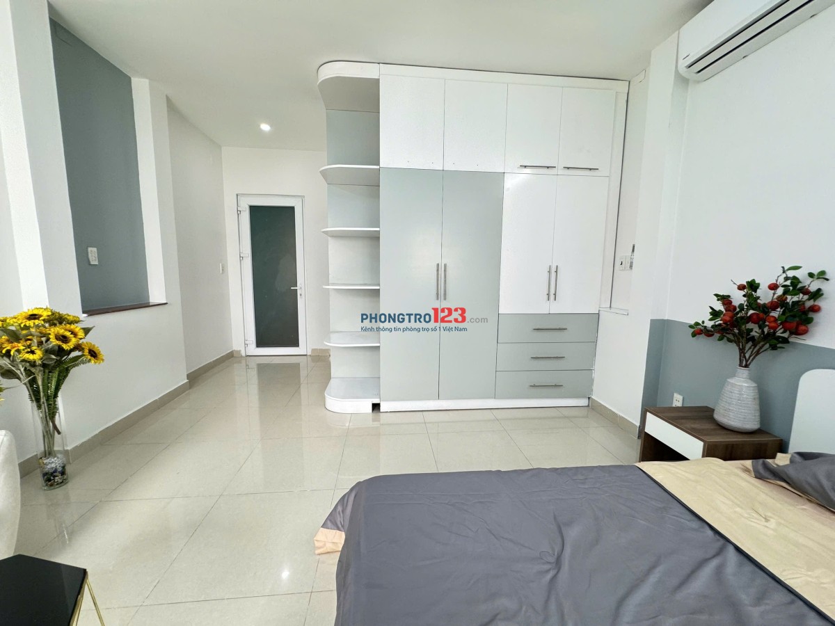 Căn Hộ 1PN Tân Bình Hiếm Có – Full Nội Thất, Ban Công Thoáng, Đi Sân Bay Chỉ Vài Phút