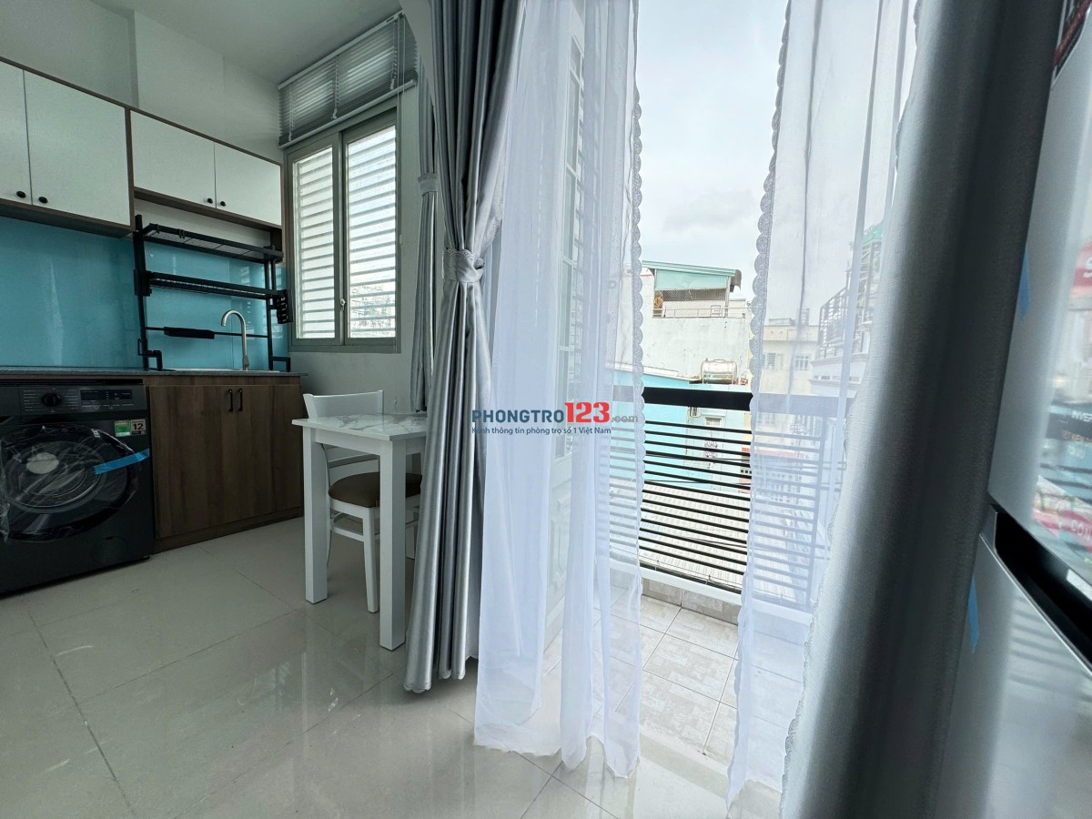Căn Hộ 1PN Tân Bình Hiếm Có – Full Nội Thất, Ban Công Thoáng, Đi Sân Bay Chỉ Vài Phút