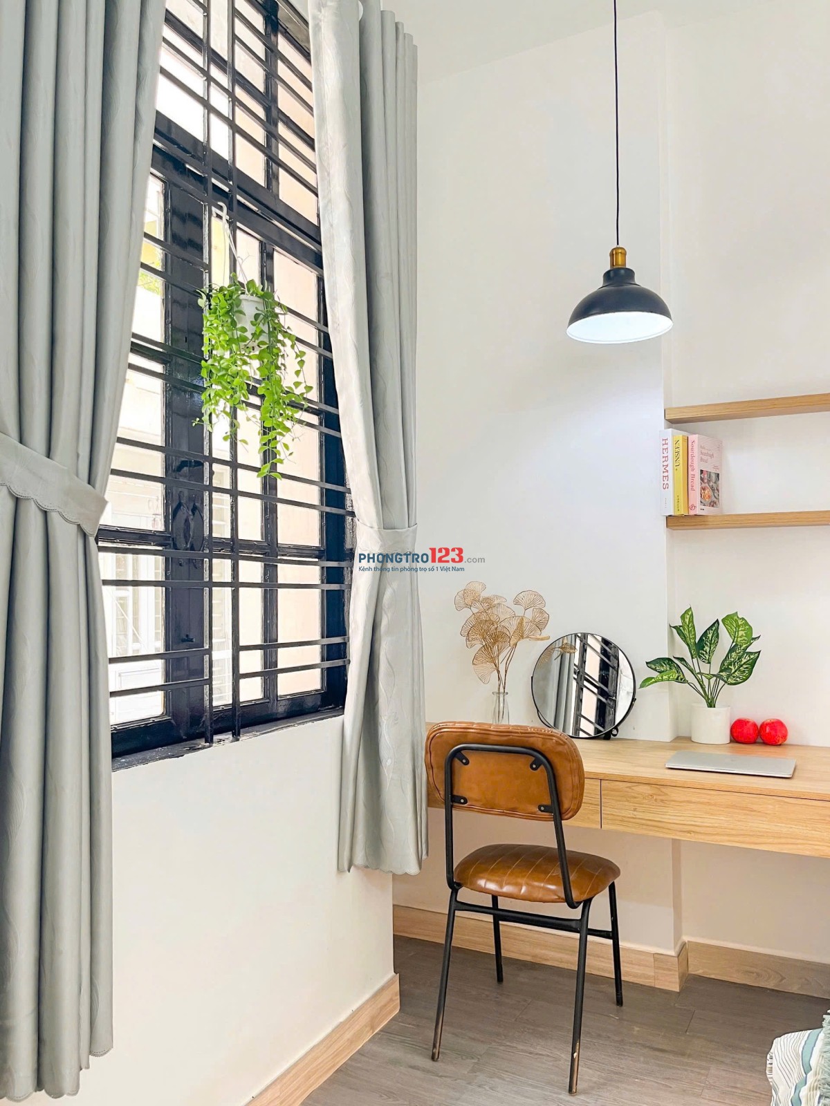 CHO THUÊ CĂN HỘ 1PN BAN CÔNG , 34m2 - NGAY ĐỖ THỊ LỜI , VÒNG XOAY DÂN CHỦ QUẬN 3