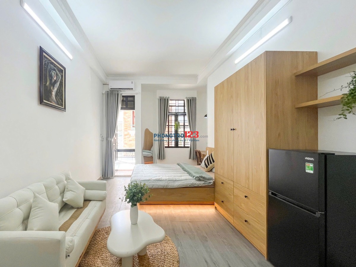 CHO THUÊ CĂN HỘ 1PN BAN CÔNG , 34m2 - NGAY ĐỖ THỊ LỜI , VÒNG XOAY DÂN CHỦ QUẬN 3