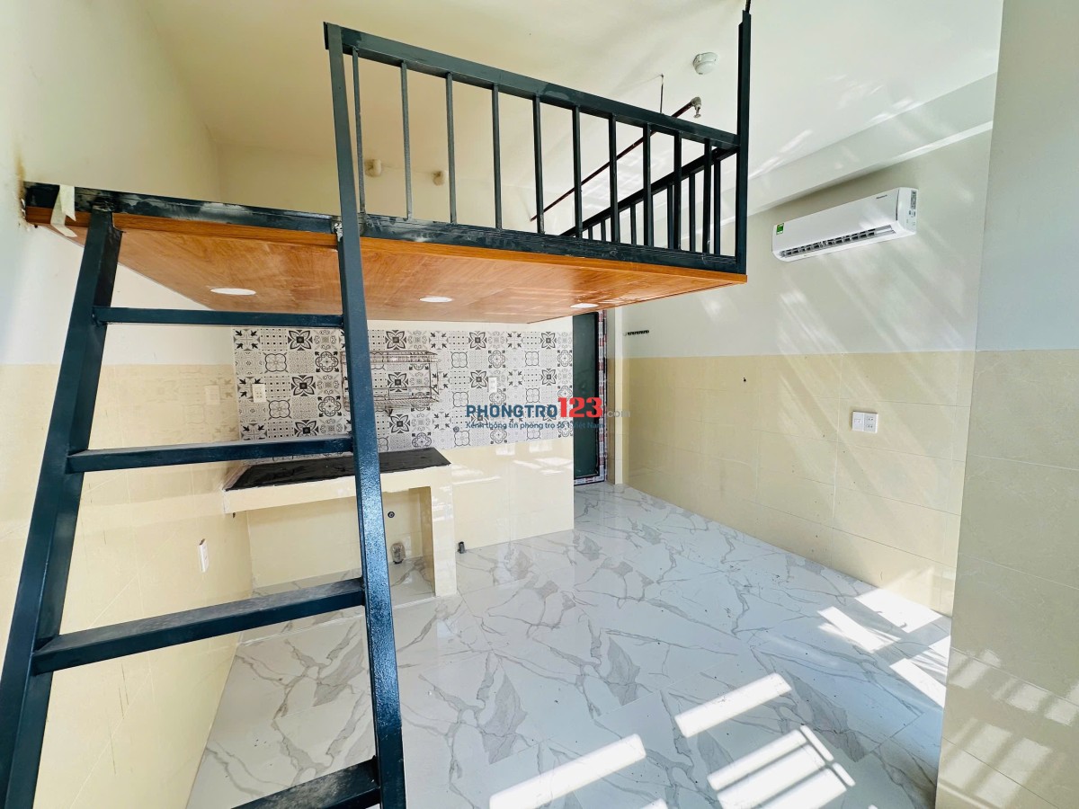 Khai Trương Phòng Ban Công Mới Xây, Máy Giặt Riêng Giá 4TR - Hà Thị Khiêm, Quận 12