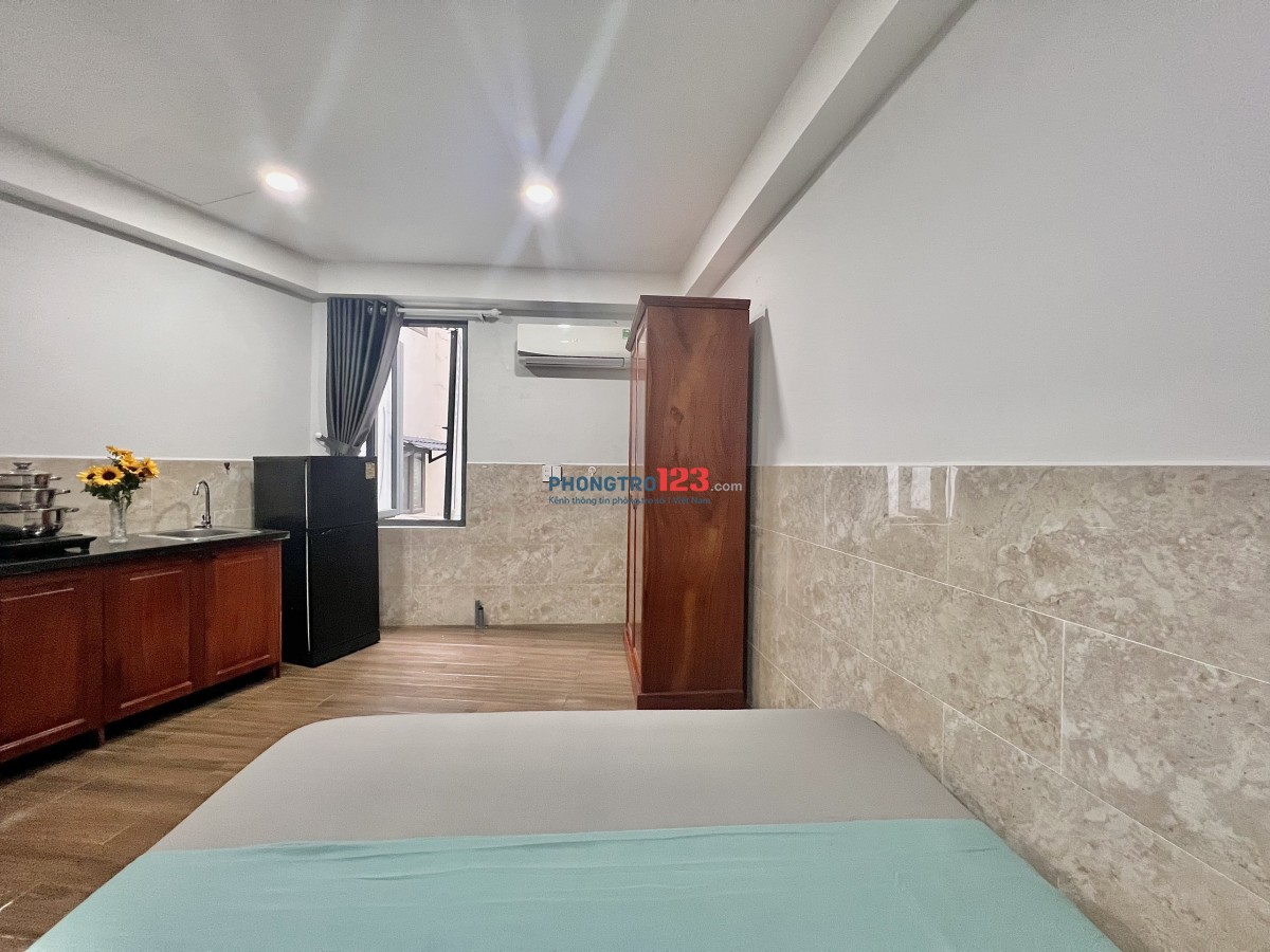 Phòng Trọ Cao Cấp Ngay Coop Mart Huỳnh Tấn Phát Q7 - Full Nội Thất, Thang Máy, An Ninh 24/7