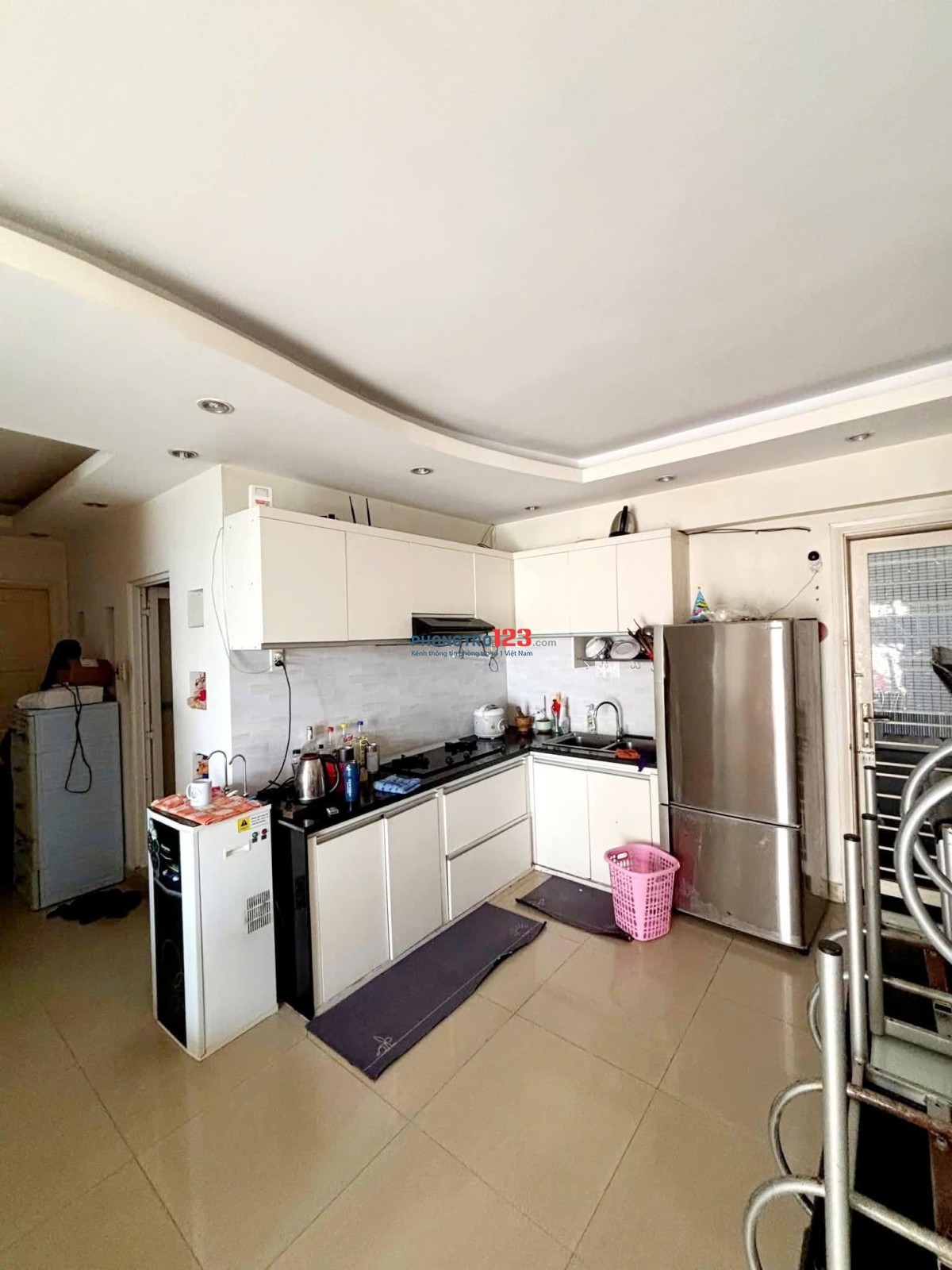 Chung cư 590, CMT8, P. 11, Quận 3 căn hộ 3p ngủ, NTCB giá 14tr