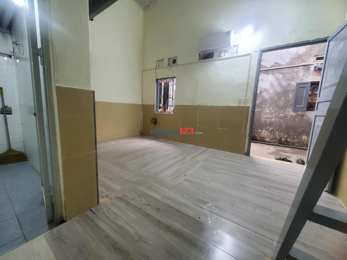 Phòng 2tr8 SẴN TỦ LẠNH,ĐH,NL,BÀN BẾP TỦ BÁT