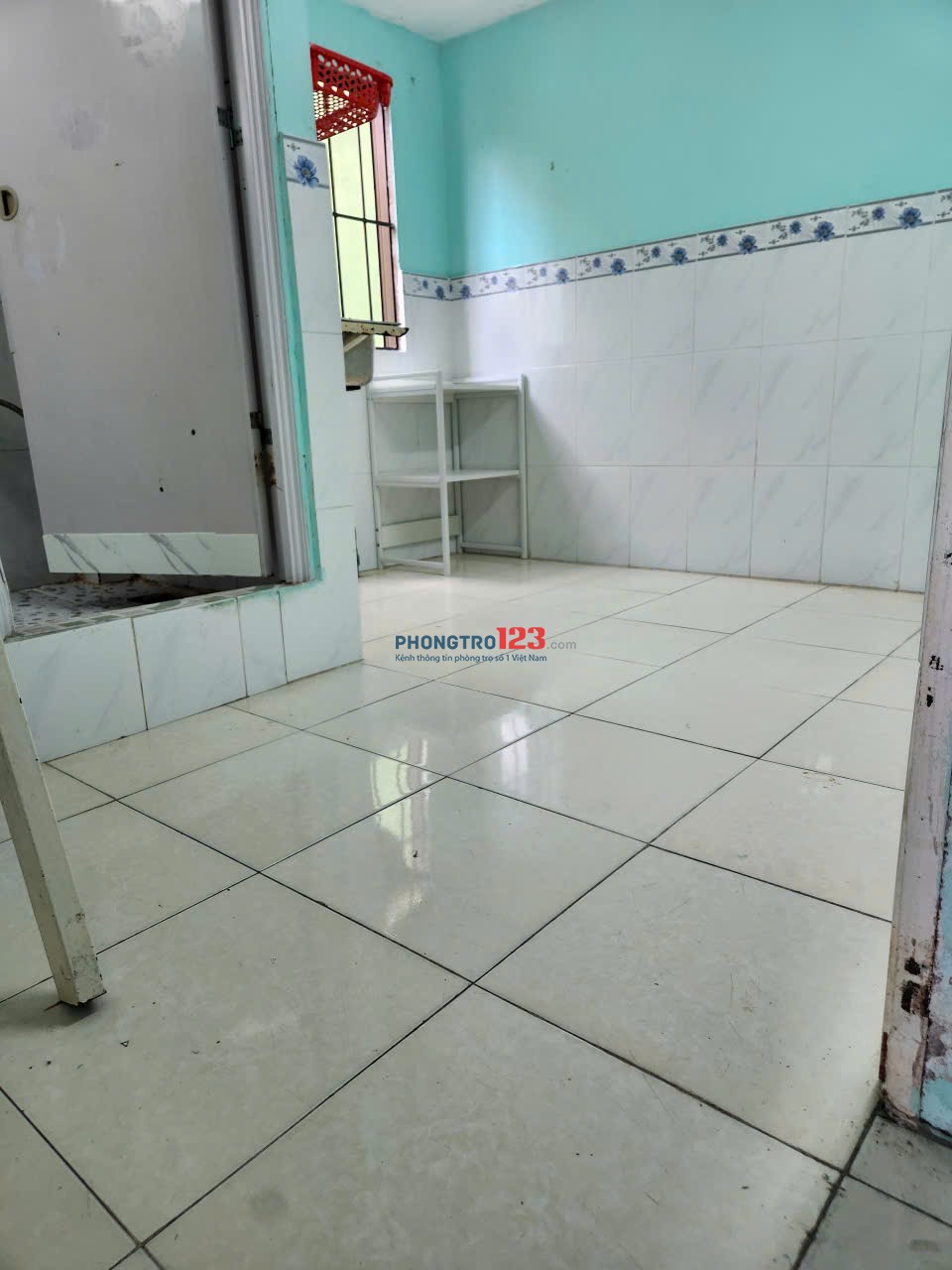 Chính chủ cho thuê phòng 20m2,Tân Hòa Đông, P14, Q6. Giá : 2,5triệu. LH : 0918410614.