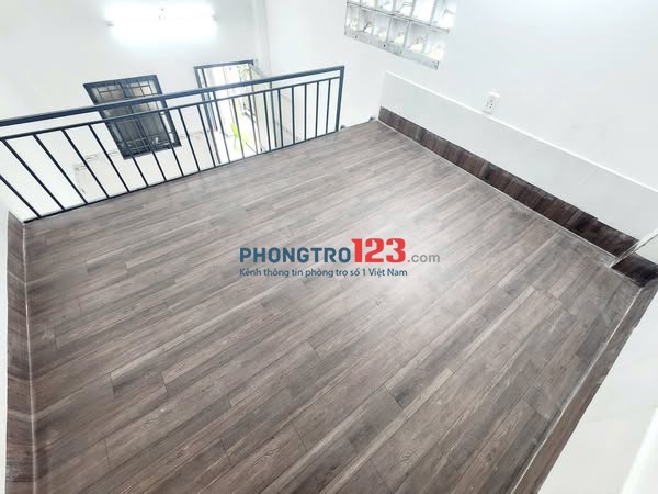 Phòng rộng Đoàn Thị Điểm ở được 4 người gần Trường ĐH Thủ Đức: Ngân Hàng, Kỹ Thuật, ...