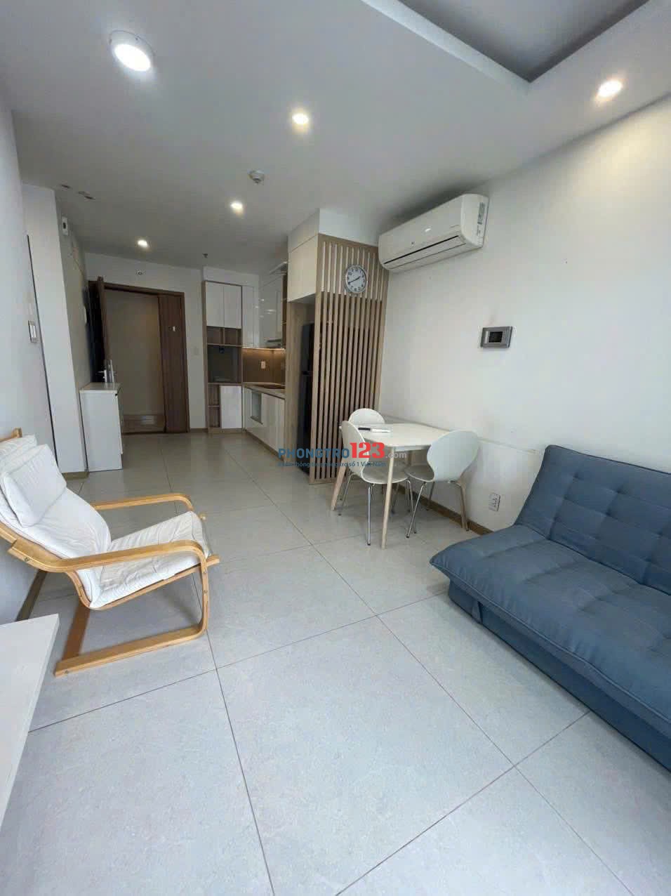 Chung cư Ruby, Nguyễn Sỹ Sách, TB: 2p ngủ, 2wc, full NT, 11tr/th, nhà mới