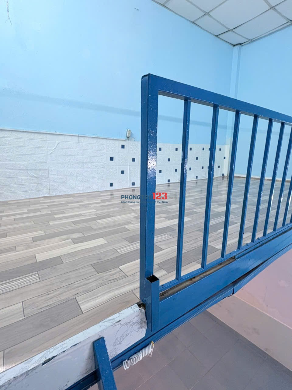 Cho thuê phòng DT: 32m2 đường xe hơi khu Trần Não, P. An Khánh, Q2