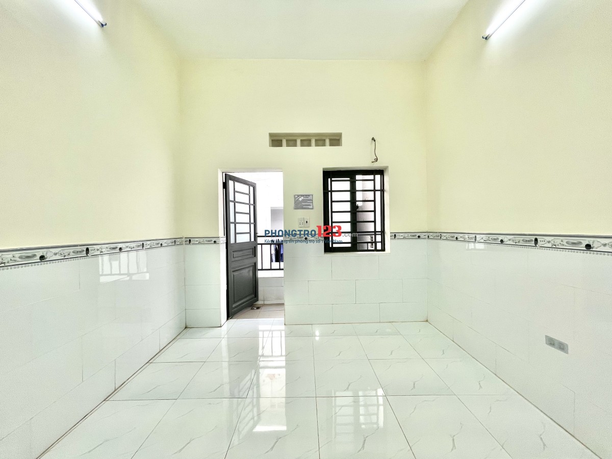 Phòng Ban Công, An Ninh Ngay Sân Bay, CV Gia Định