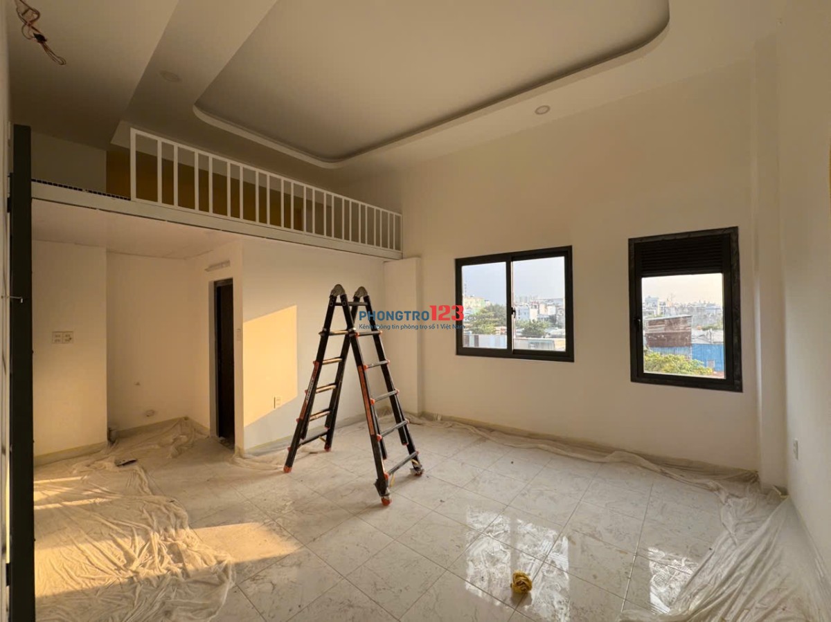 Duplex mới xây ban công riêng full nội thất ngay Nguyễn Ảnh Thủ - Chưa qua sử dụng