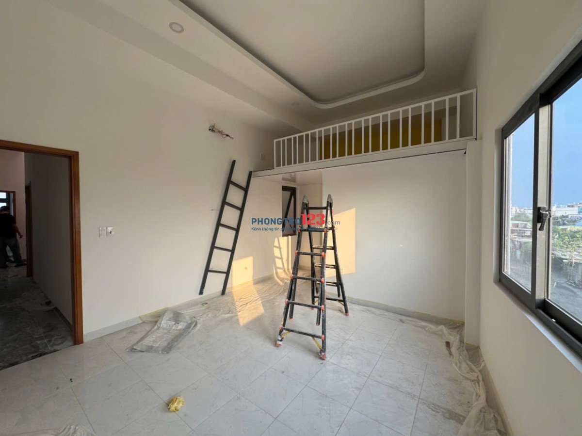 Duplex mới xây ban công riêng full nội thất ngay Nguyễn Ảnh Thủ - Chưa qua sử dụng