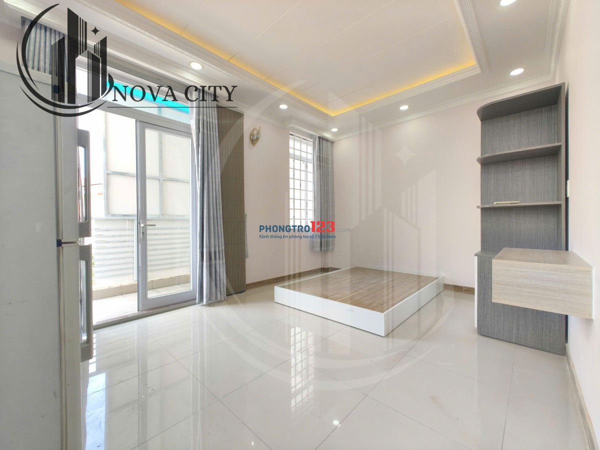 Chính chủ Ban công góc ngã 4 View mở thoáng sáng mới